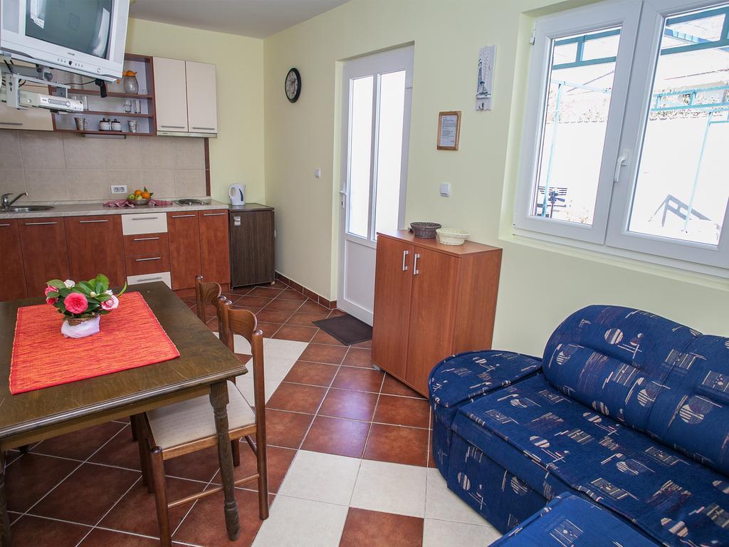 Daria Apartments コトル 部屋 写真