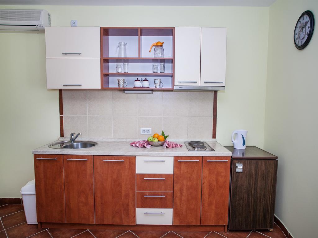 Daria Apartments コトル 部屋 写真