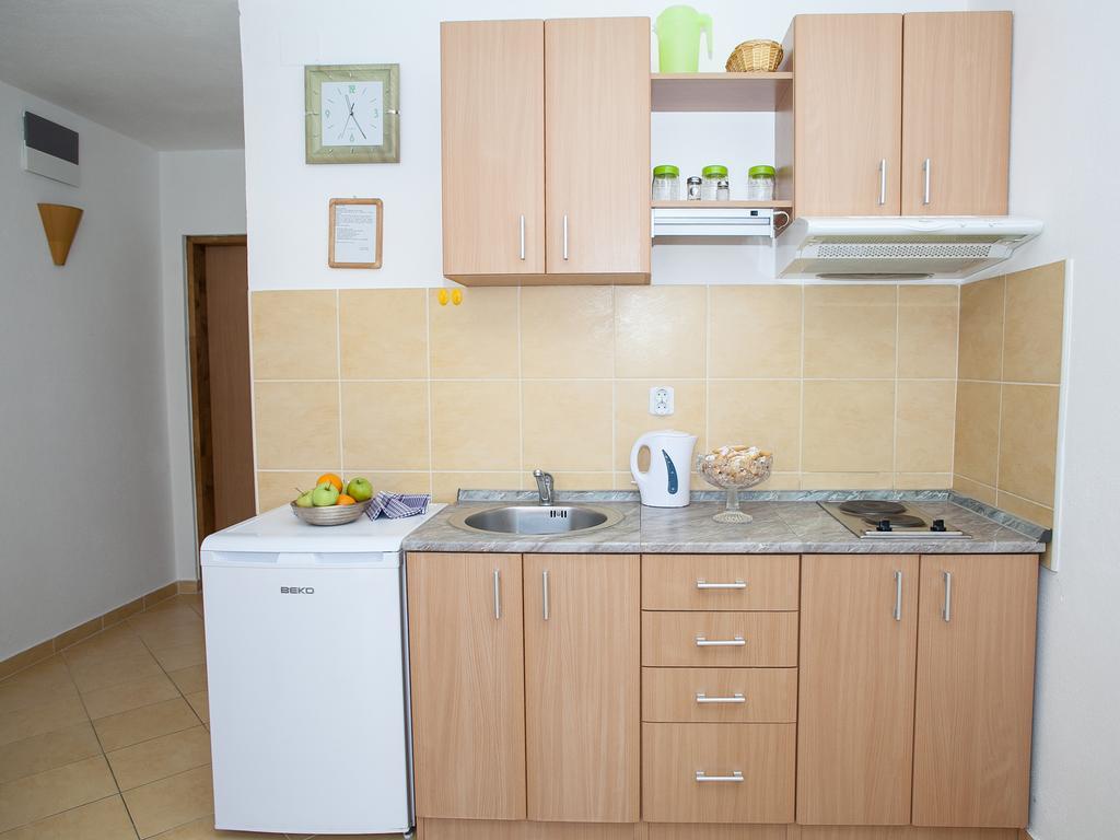Daria Apartments コトル 部屋 写真